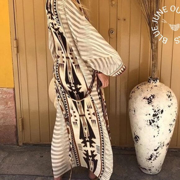 Desert Rose Kimono Duster - Picture 3 of 4